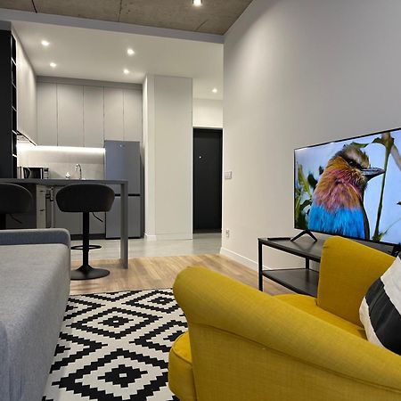 شقة Avalon On Lypynskogo Street إلفيف المظهر الخارجي الصورة